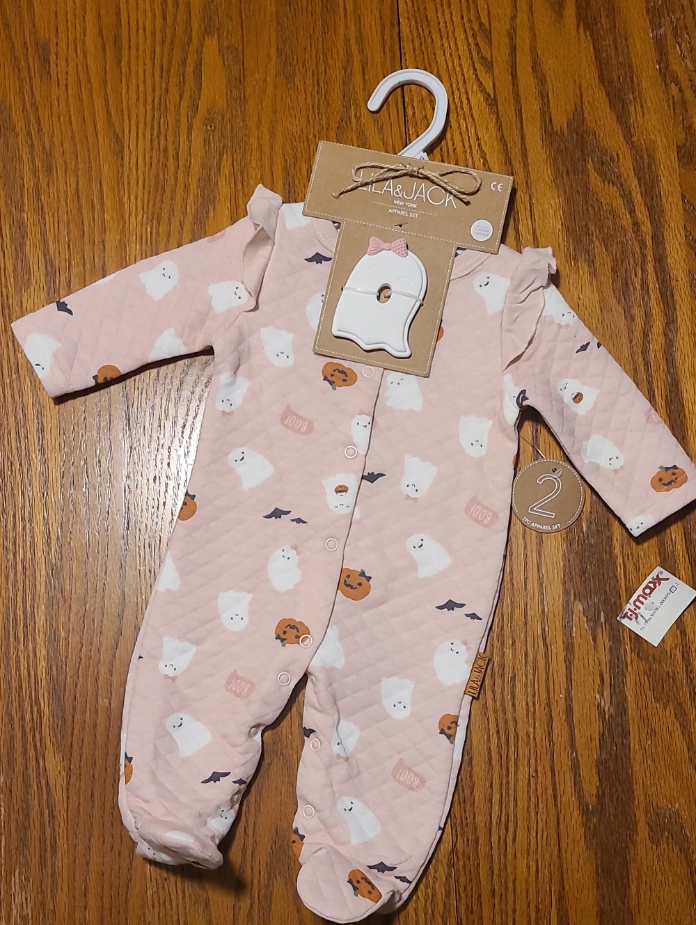 Lila & Jack NWT Pink Ghost Print Quilted One-Piece Footed Romper